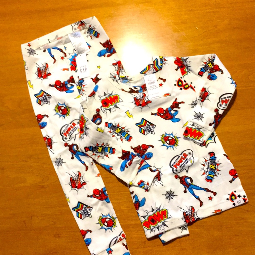 NWT BABY GAP MARVEL PYJAMA SET